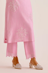 Alia Bhatt in Pink Silk Chanderi Dori Embroidered Kurta Set