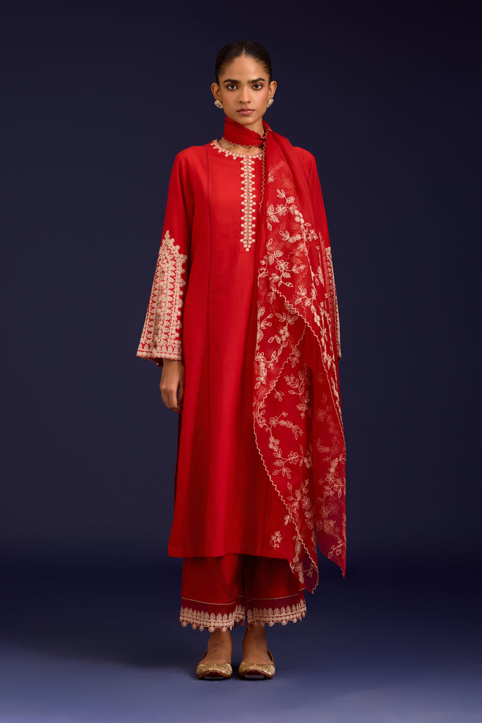 Red embroidered kurta set