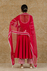 Ananya Panday in Fuchsia Chanderi Anarkali Set