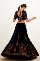 Aamna Sharif in Navy Blue Zari Embroidered Velvet Lehenga Set