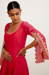 Sara Ali Khan in Fuchsia Pink Dori Embroidered Anarkali Set