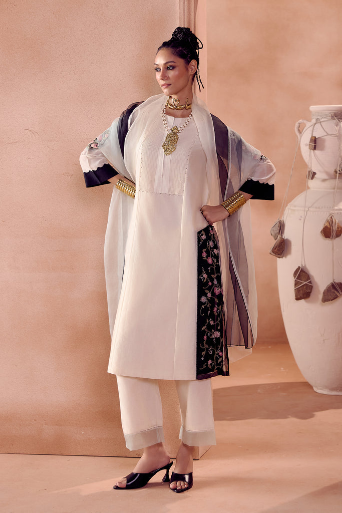 Ivory/ Black Kurta Set