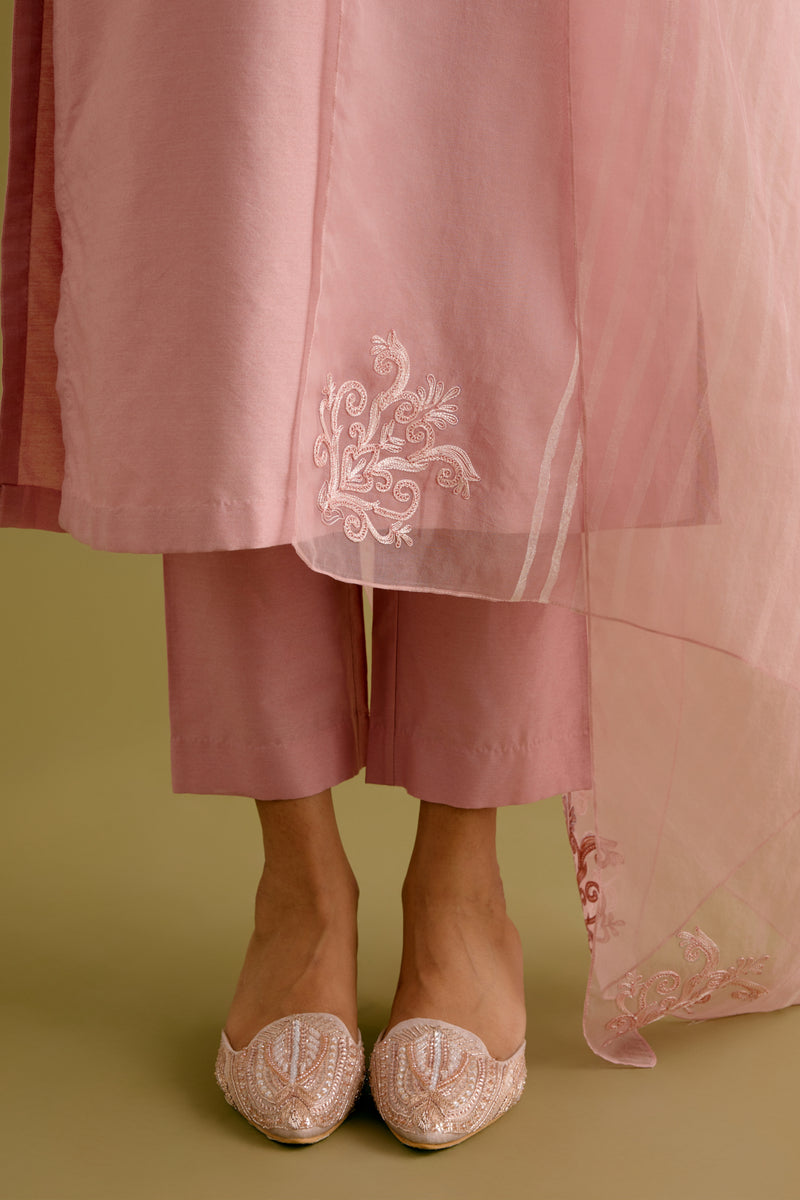 Pink Cotton Silk Blend Dori Embroidered Kurta Set