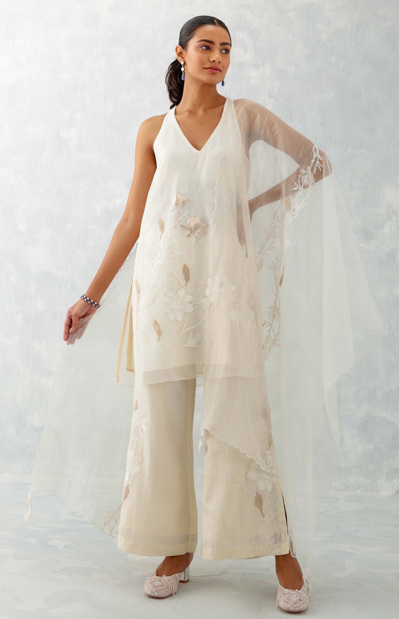 Janhvi Kapoor in Ivory Embroidered Organza Short Kurta Set