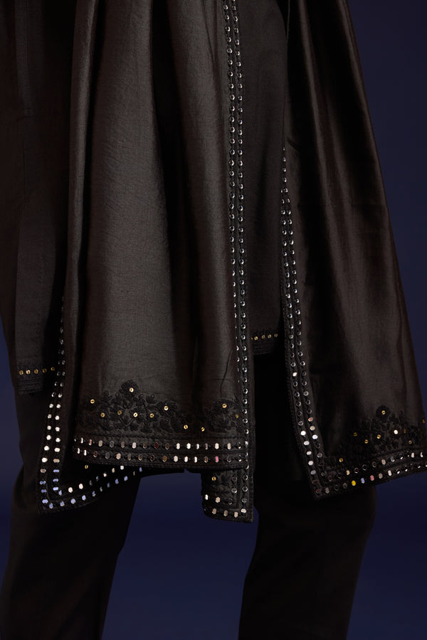 Black Chinniya Silk embroidered stole
