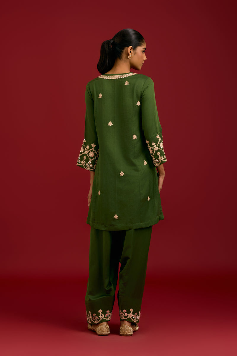 Green Cotton Satin Embroidered Kurta Set