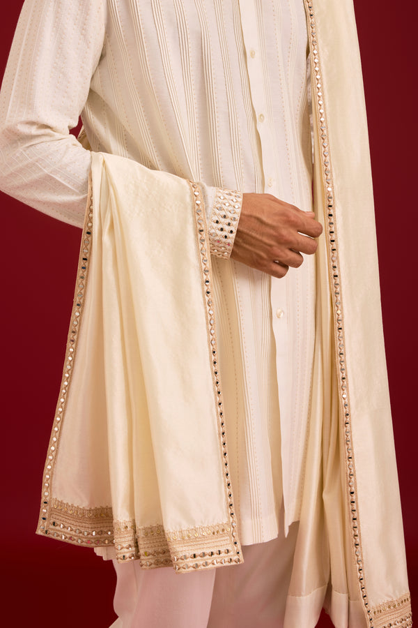 Ivory Chinniya Silk embroidered stole