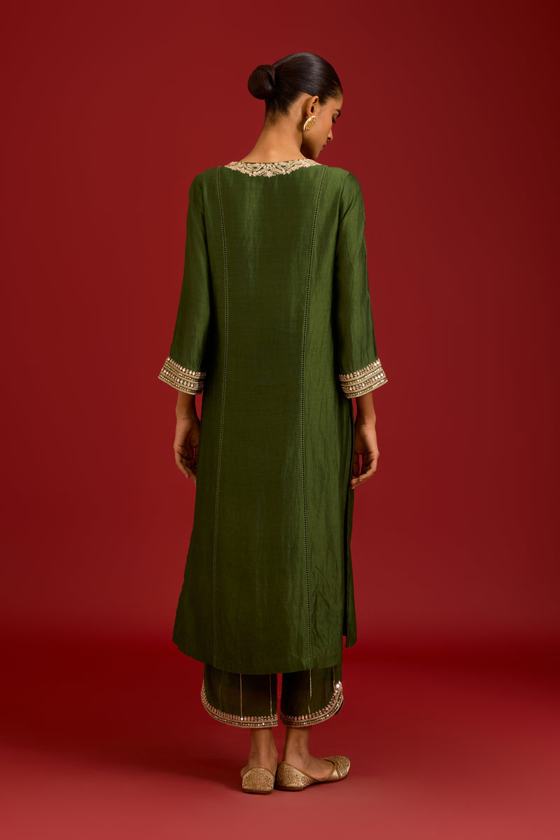 Green Chinniya Silk Embroidered Kurta Set