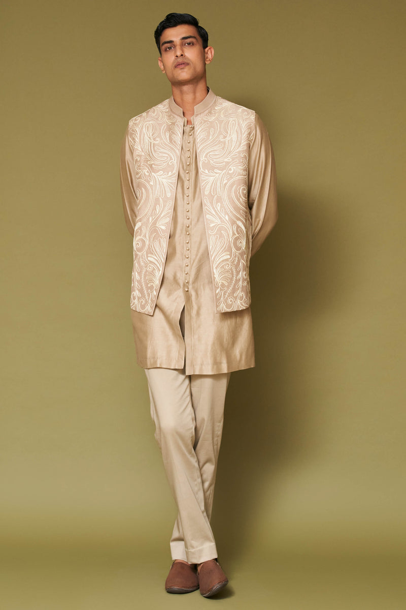 Sand Dori Embroidered Bundi Set with Potli Button Kurta
