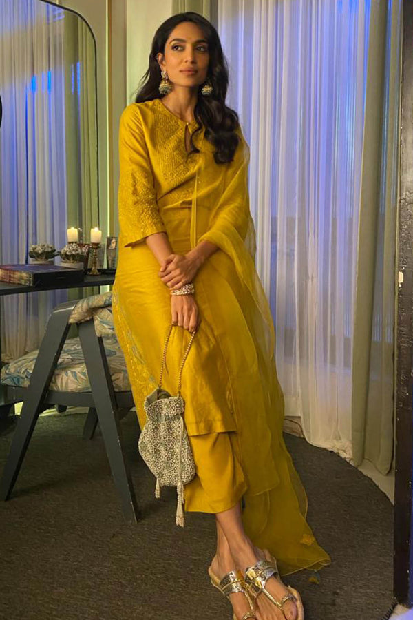 Sobhita Dhulipala in Mustard Embroidered Silk Chanderi Kurta Set