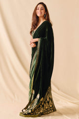 Yami Gautam in Emerald Green Embroidered Velvet Saree Set