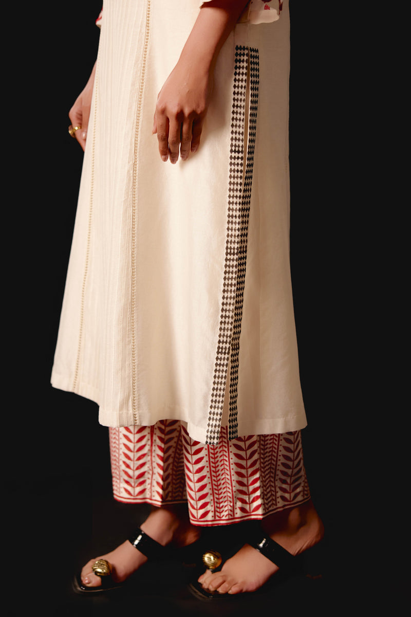 Ivory Embroidered Chanderi Kurta Set