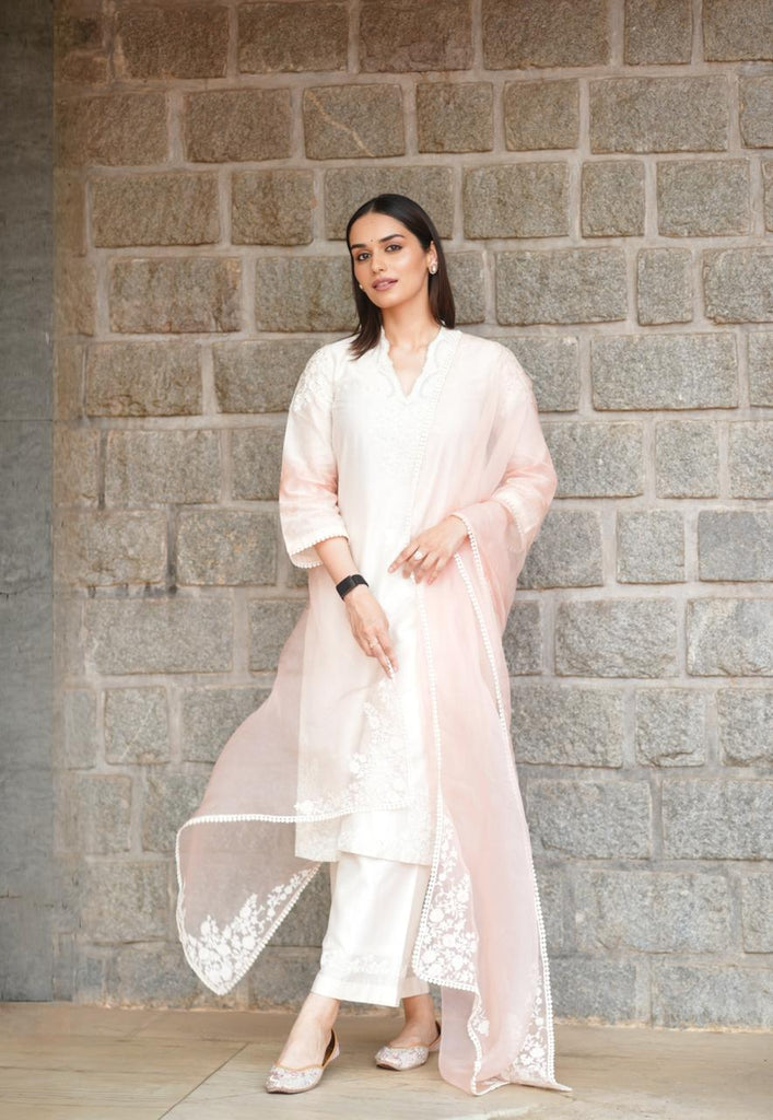 Manushi Chillar in Ivory pink embroidered kurta set