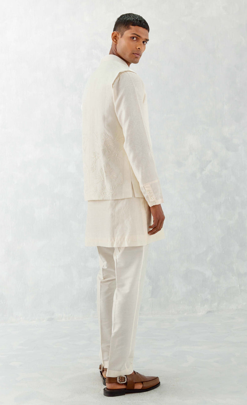 Ivory Kurta with Embroidered Bundi Set