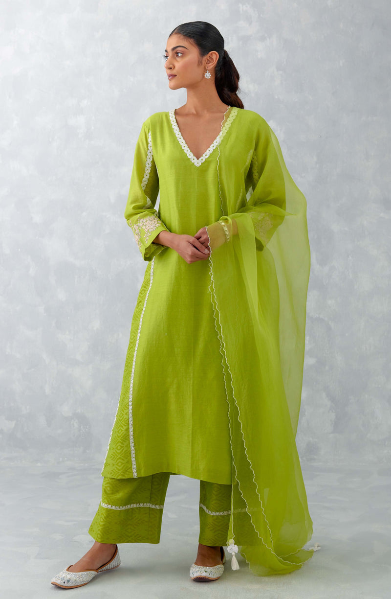 Green Embroidered Chanderi Kurta Set