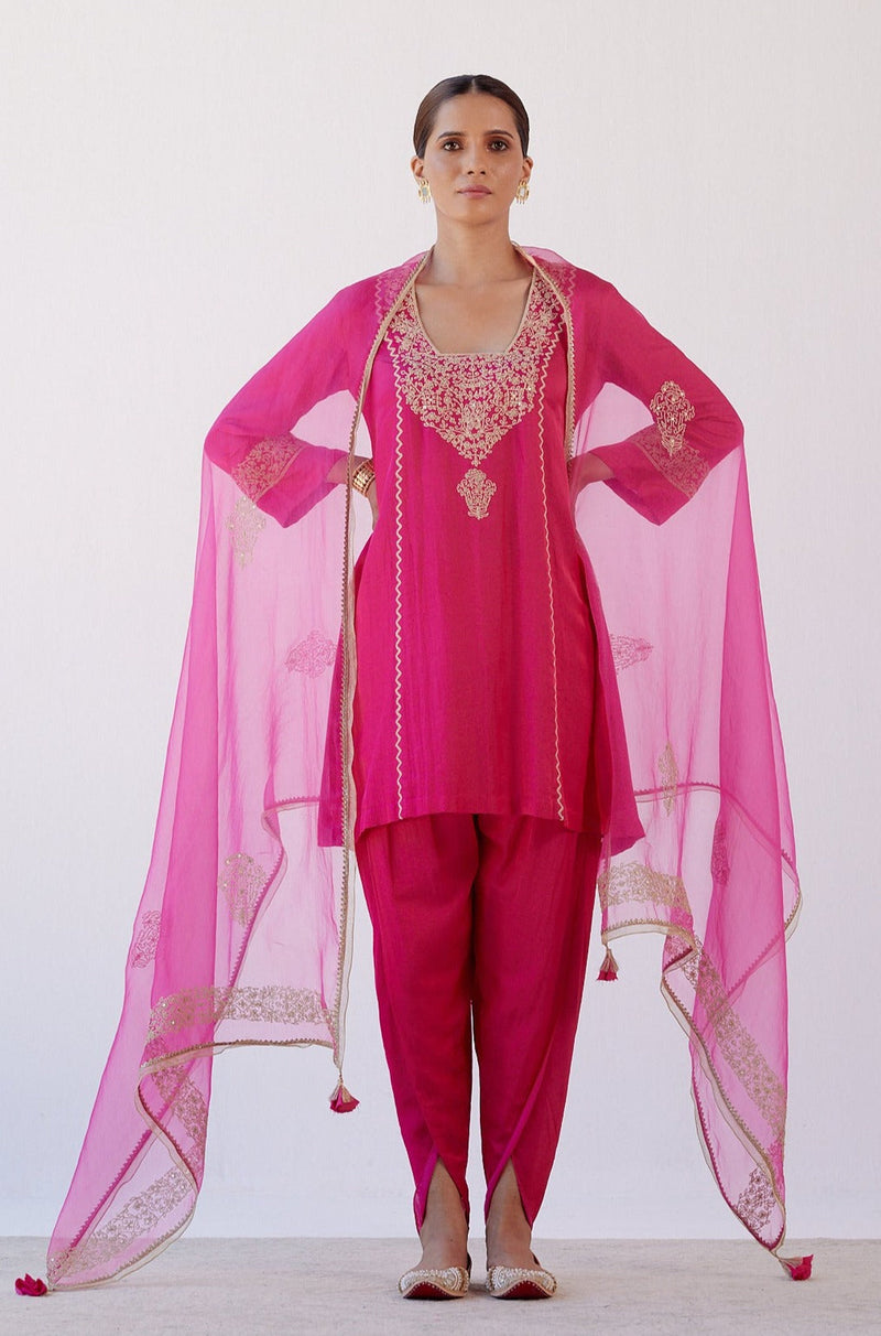 Genelia Deshmukh in Fuchsia Dori Embroidered Dhoti Set
