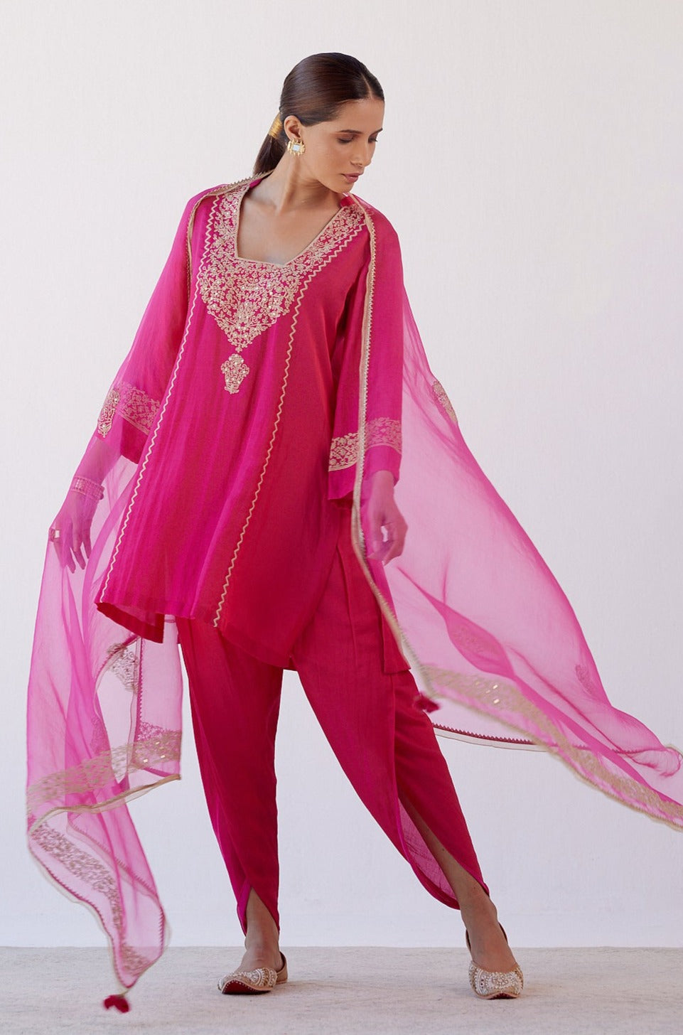 Alia bhatt best sale in dhoti pants