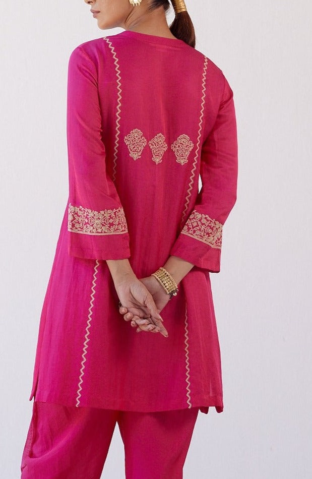Genelia Deshmukh in Fuchsia Dori Embroidered Dhoti Set