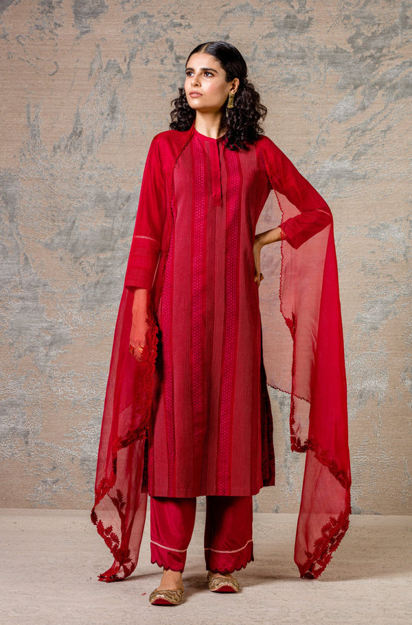 Maroon Pin Tuck Kurta Set