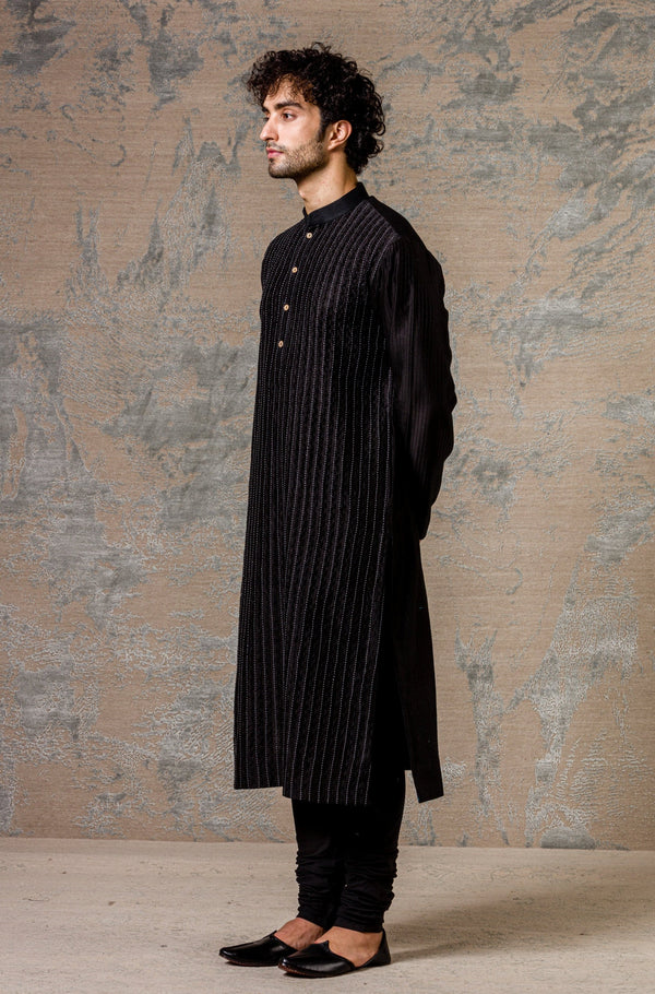 Black Shell PinTuck Kurta Set