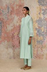 Sea Green Cotton Silk Blend Kurta With Pin Tuck