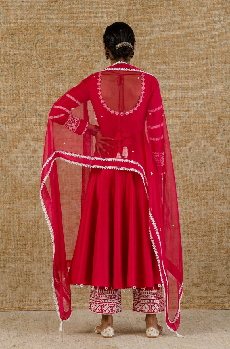 Ananya Panday in Fuchsia Chanderi Anarkali Set