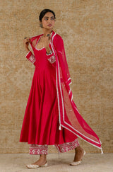 Ananya Panday in Fuchsia Chanderi Anarkali Set