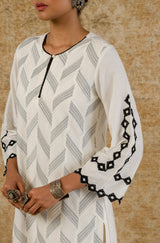 Ivory Black Pin Tuck Kurta Set