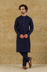 Navy Kurta Pintuck In Cotton Silk Blend Set