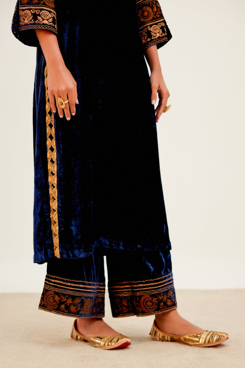 Navy Blue Zari Embroidered Velvet Kurta Set