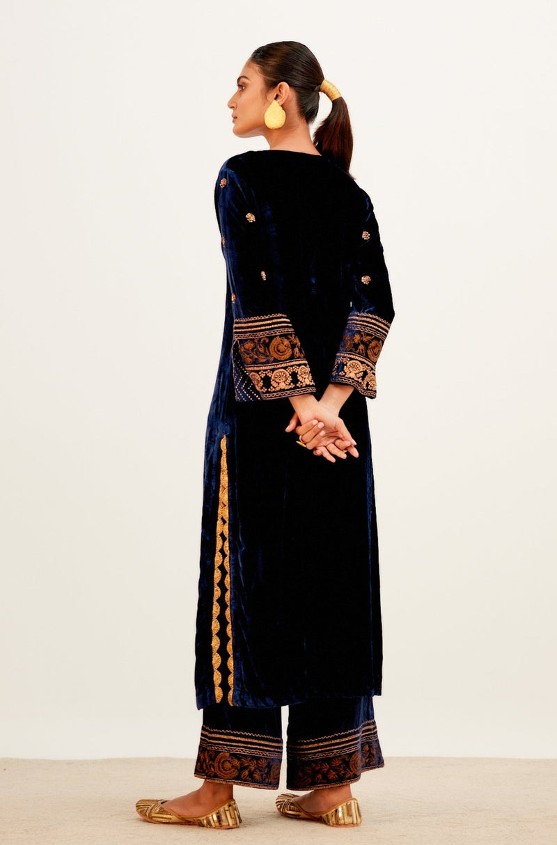 Navy Blue Zari Embroidered Velvet Kurta Set