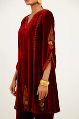 Heena Somani in Maroon Embroidered Velvet Short Kurta Salwar Set