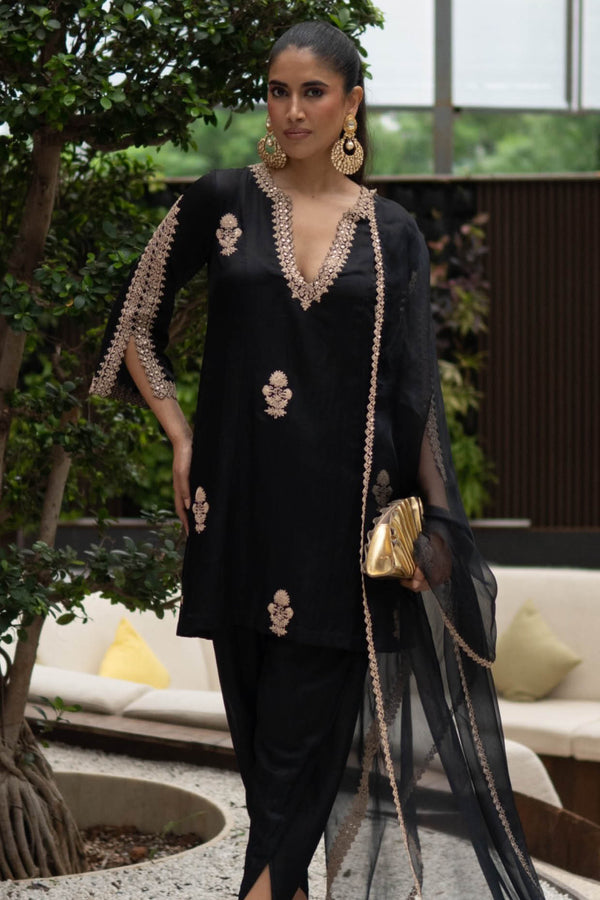 Alisha Pekha in Black Sequins Embroidered Dhoti Set