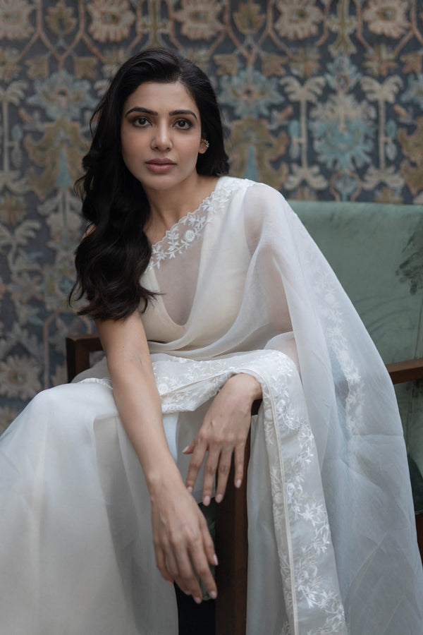 Samantha Ruth Prabhu in Ivory Organza Embroidered Saree