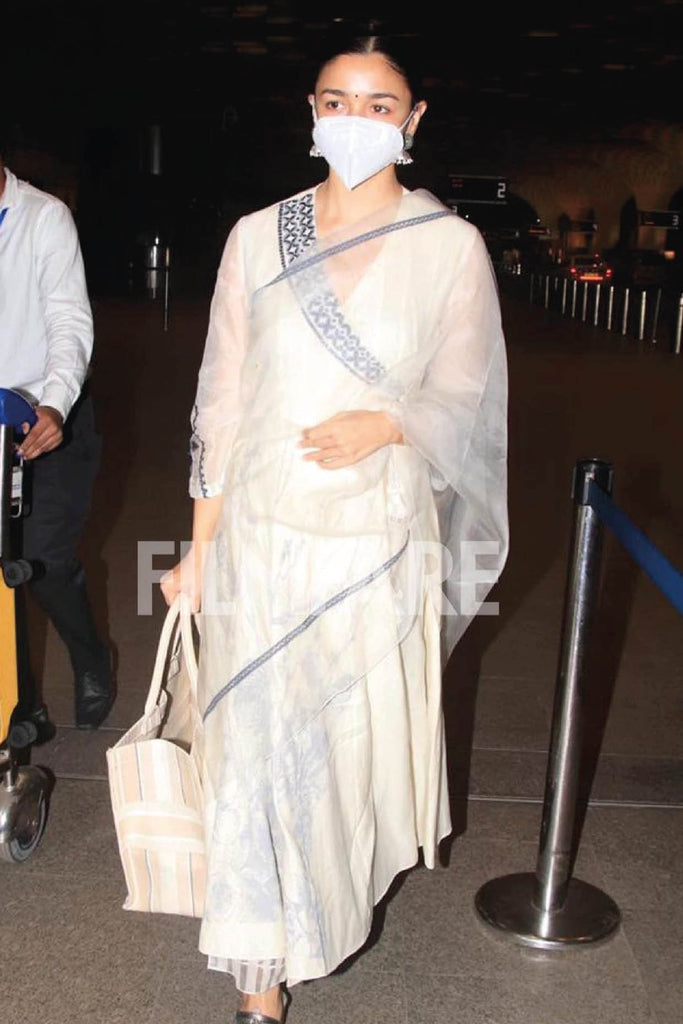 Alia Bhatt In Ivory Angrakha Kurta Set